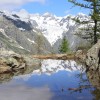Glacier Blanc se refletant dans le lac de l'eterlou
